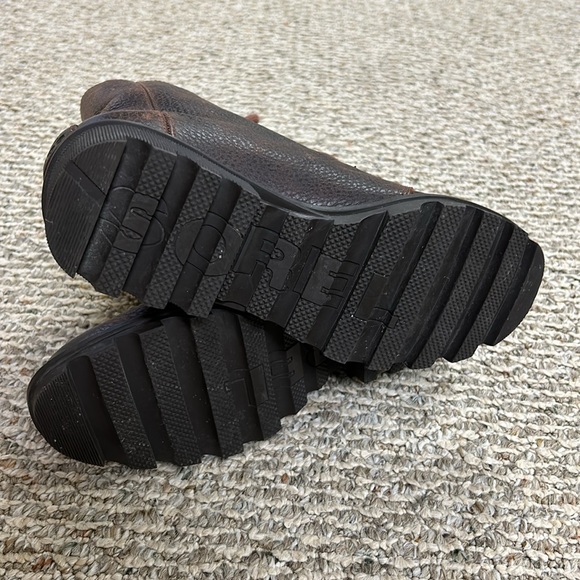Sorel ankle boots 7.5 - Picture 7 of 8